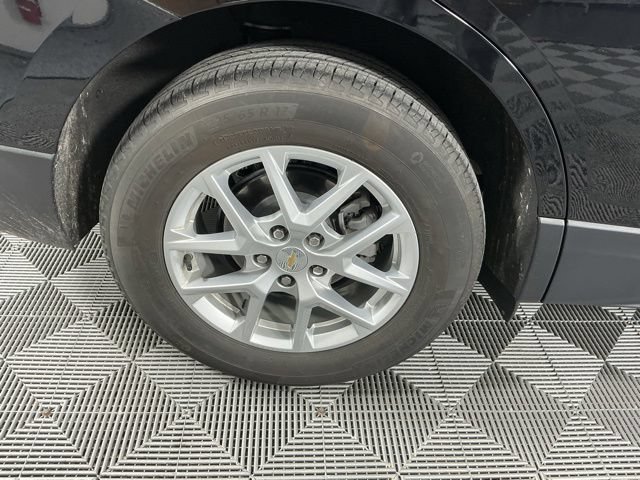 Used 2023 Chevrolet Equinox LS FWD image 18