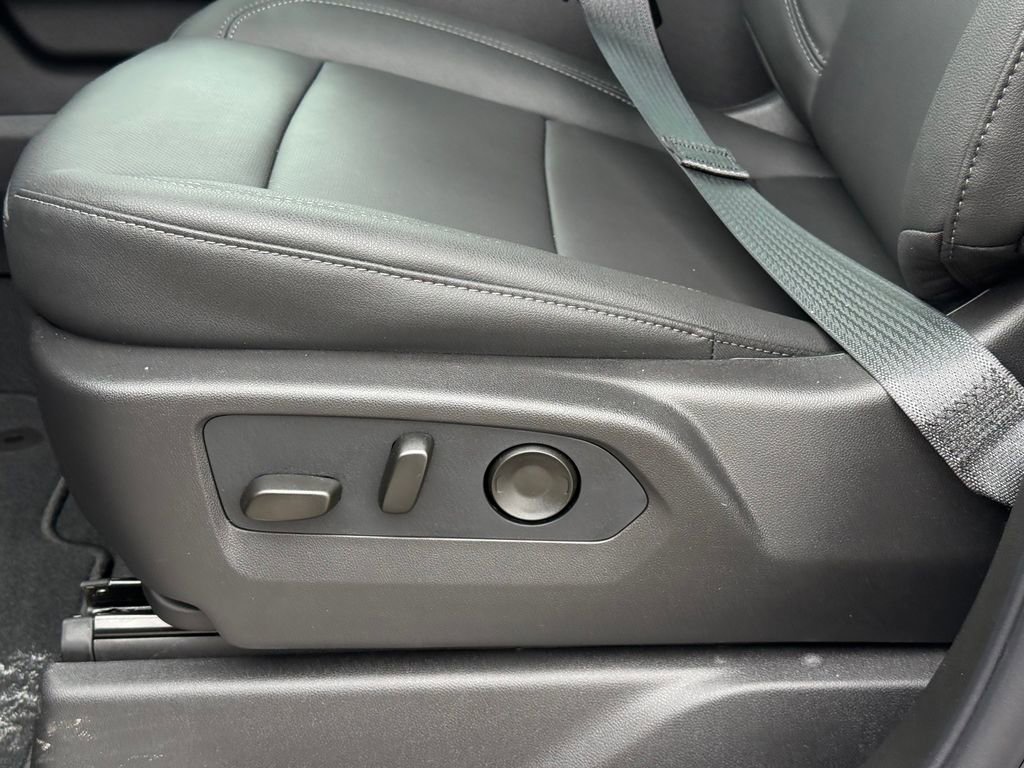 New 2026 GMC Sierra 1500 SLT w/ SLT Premium Package image 15