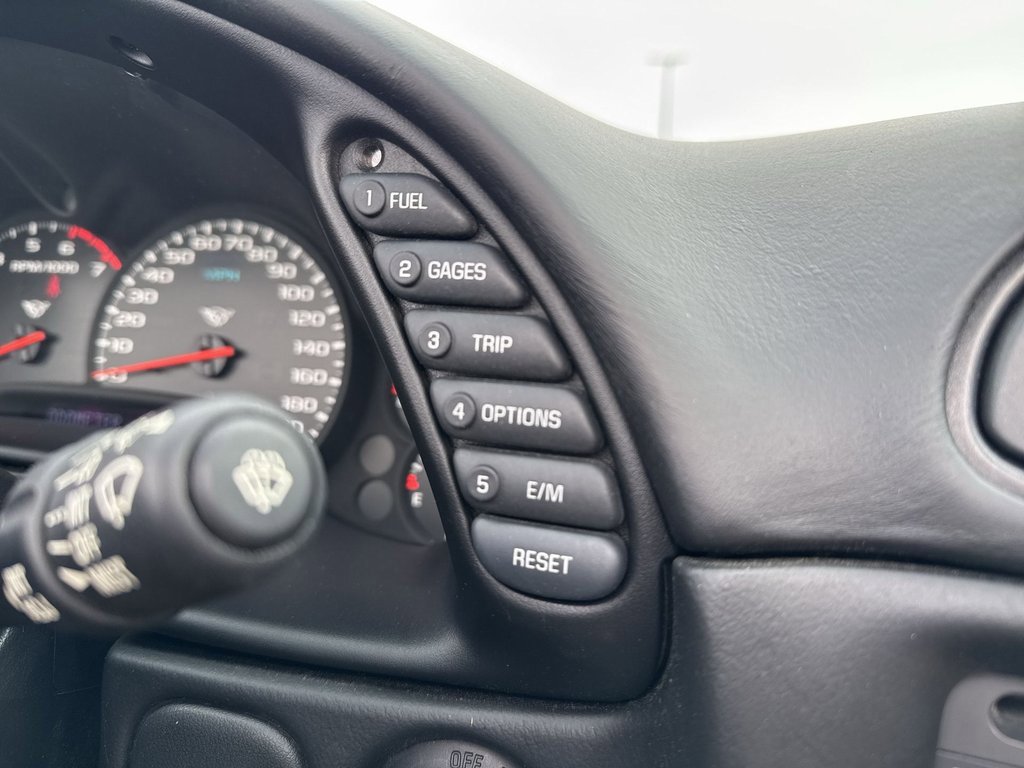 Used 1998 Chevrolet Corvette Convertible w/ Performance Handling Pkg image 23