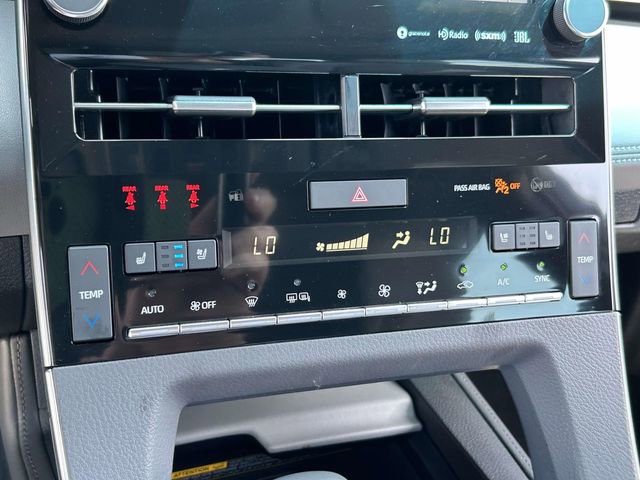 Used 2019 Toyota Avalon Touring FWD image 21