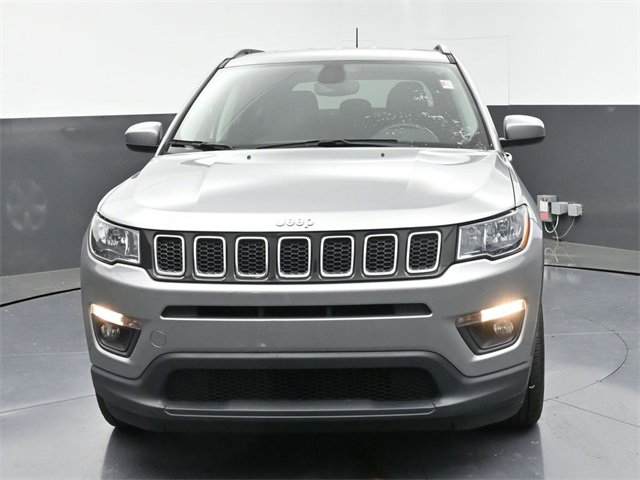 Used 2019 Jeep Compass Latitude image 34