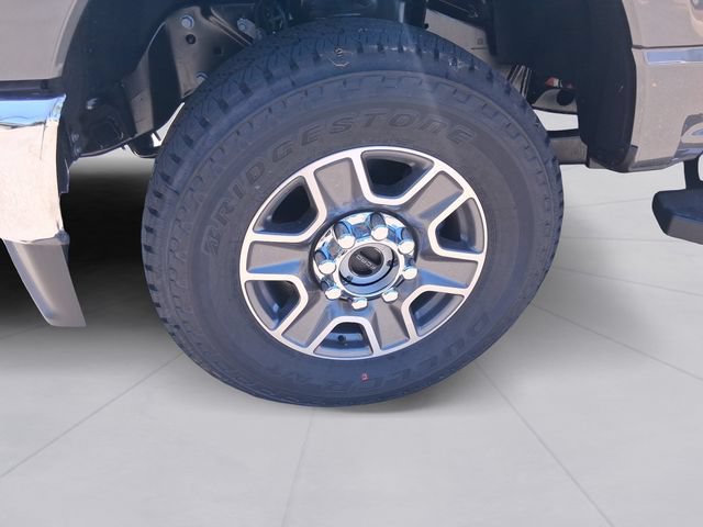 New 2026 Ford F250 Lariat w/ FX4 Off-Road Package AWD/4WD image 9