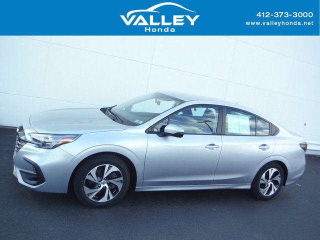 Used 2024 Subaru Legacy Premium AWD/4WD image 2