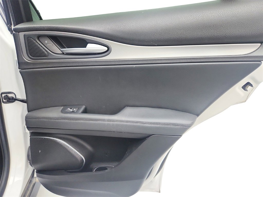 Used 2018 Alfa Romeo Stelvio Sport w/ Quick Order Package 22J Sport image 30