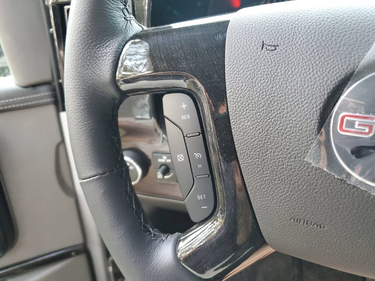 New 2026 GMC Savana 2500 w/ Driver Convenience Package RWD image 29