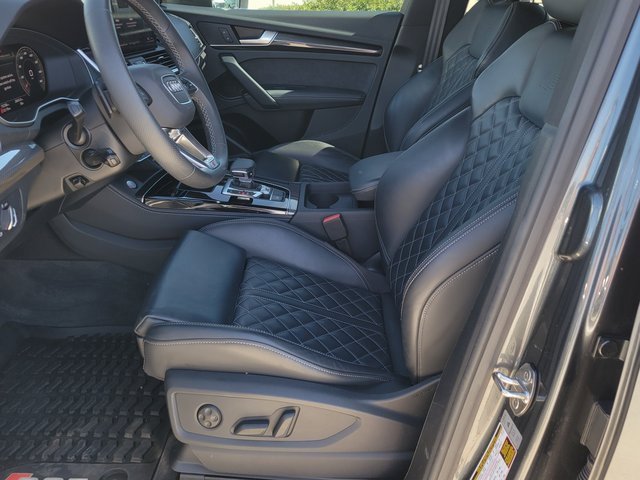 Used 2024 Audi SQ5 Premium Plus w/ Premium Plus Package image 6