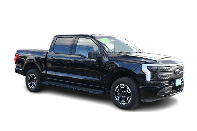 Certified 2022 Ford F150 Lightning XLT AWD/4WD image 3