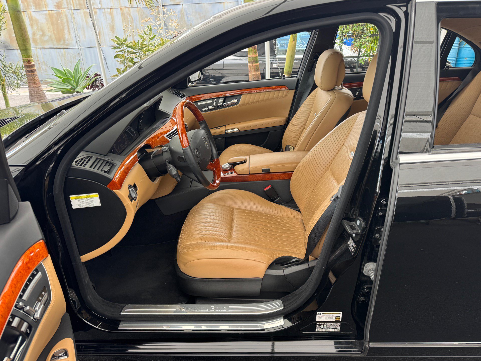 Used 2008 Mercedes-Benz S 550 image 12