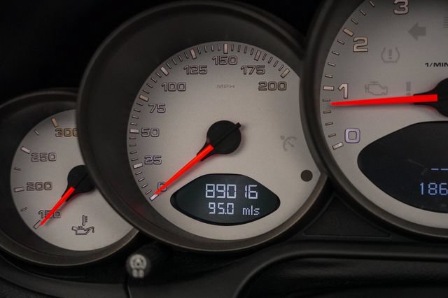 Used 2006 Porsche 911 Carrera S RWD image 9