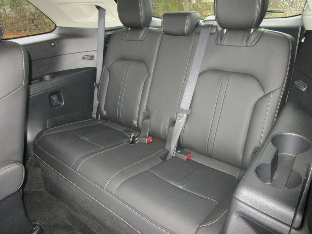 Used 2024 MAZDA CX-90 3.3 Turbo w/ Premium Package image 17