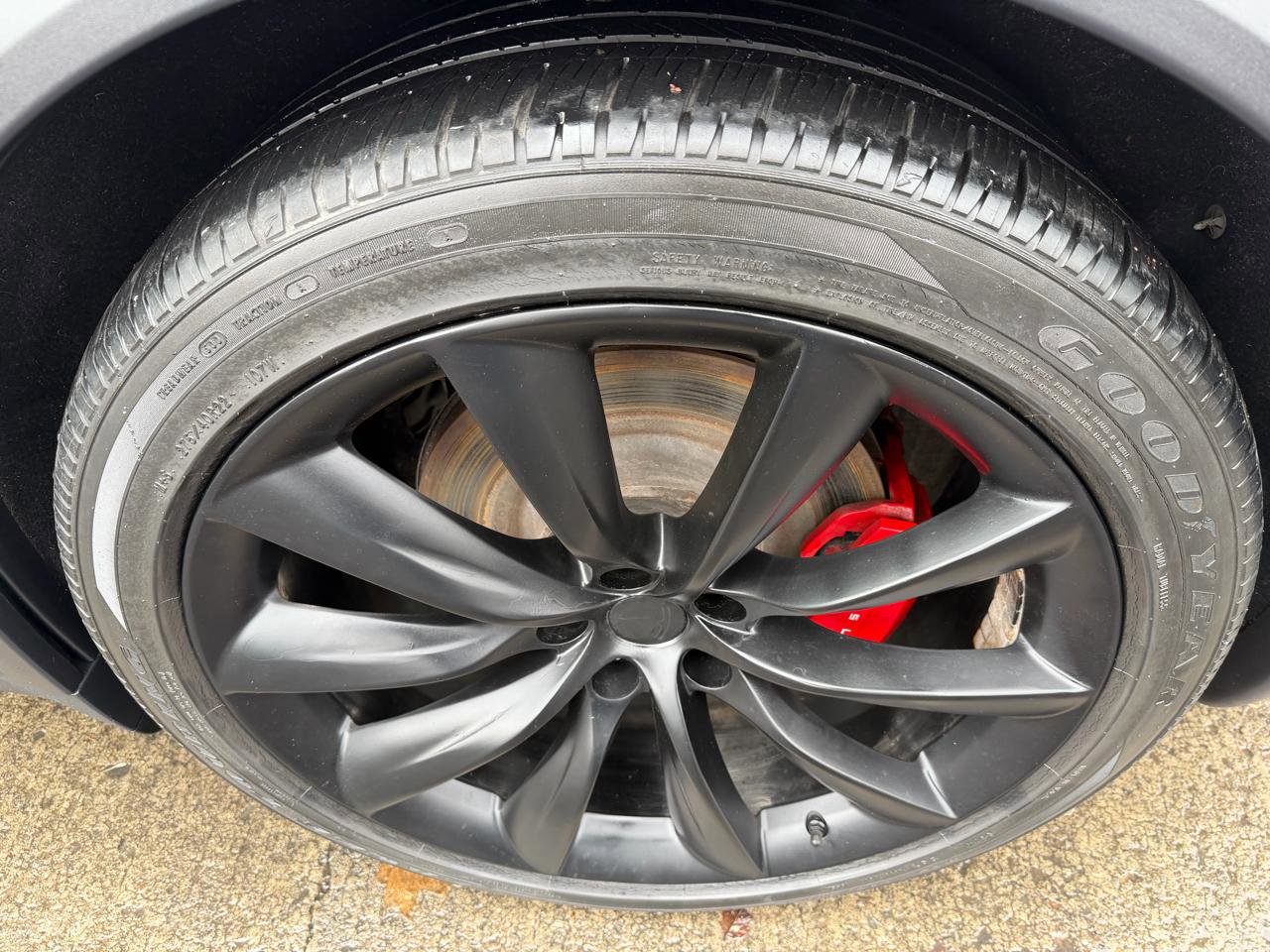 Used 2020 Tesla Model X Performance image 26