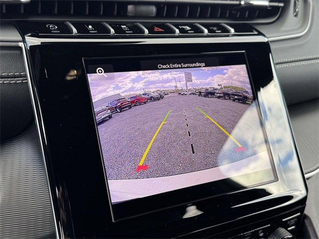 New 2025 Jeep Grand Cherokee L Laredo image 4