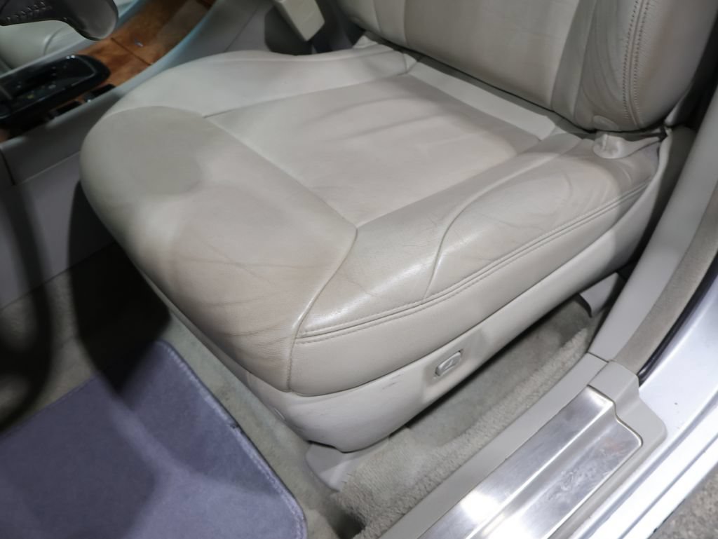Used 2006 Kia Amanti FWD image 12