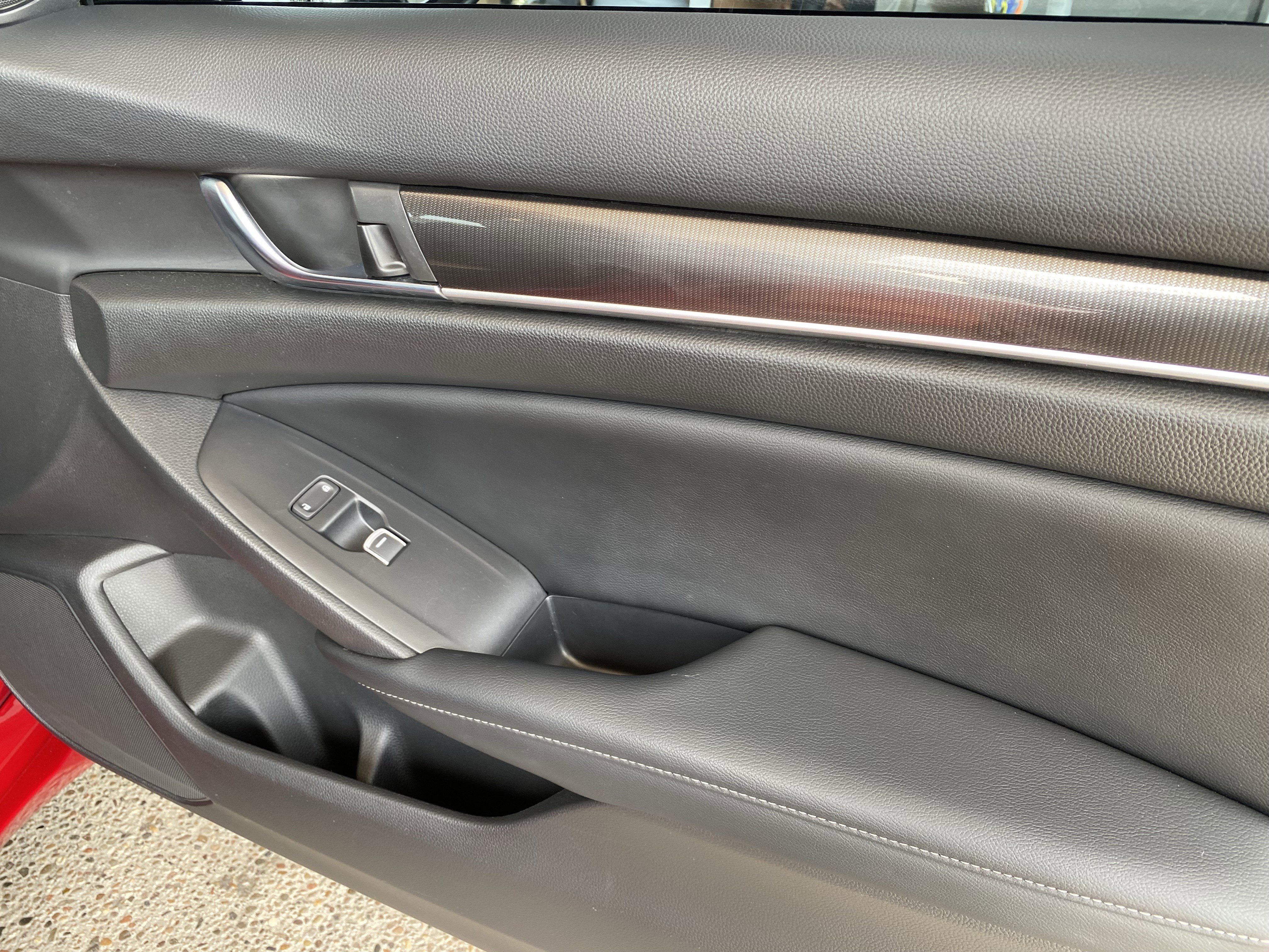 Used 2018 Honda Accord Sport image 36