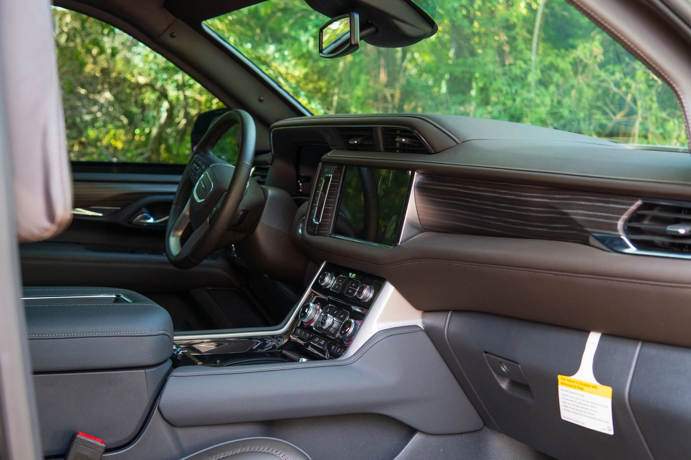 Used 2024 GMC Yukon Denali w/ Max Trailering Package image 37