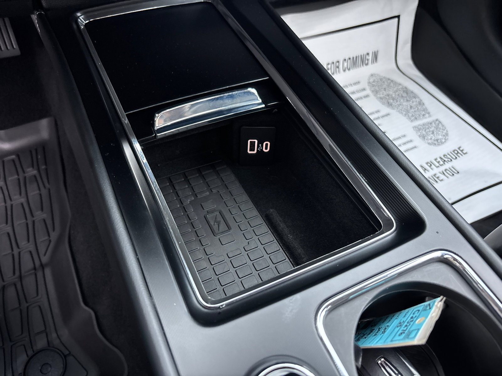 New 2025 Lincoln Corsair Reserve image 23