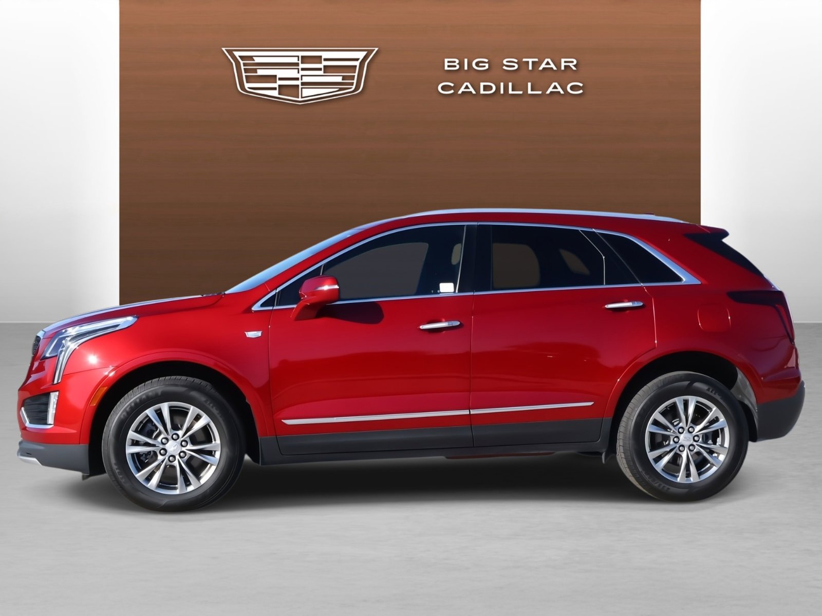 Certified 2021 Cadillac XT5 Premium Luxury image 2