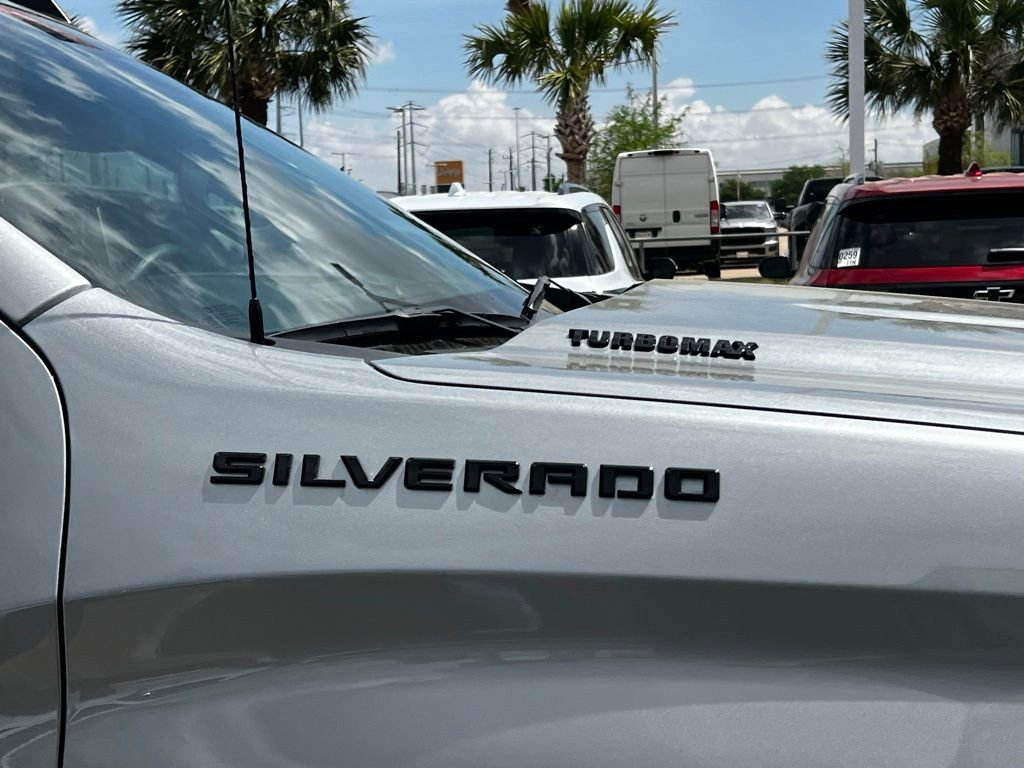 New 2026 Chevrolet Silverado 1500 Custom w/ Turbomax Blackout Package image 7