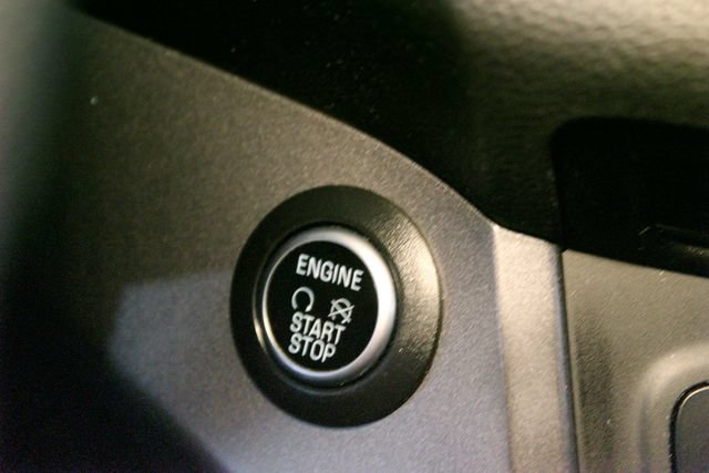 Used 2019 Ford Escape SE w/ Ford Safe & Smart Package FWD image 24