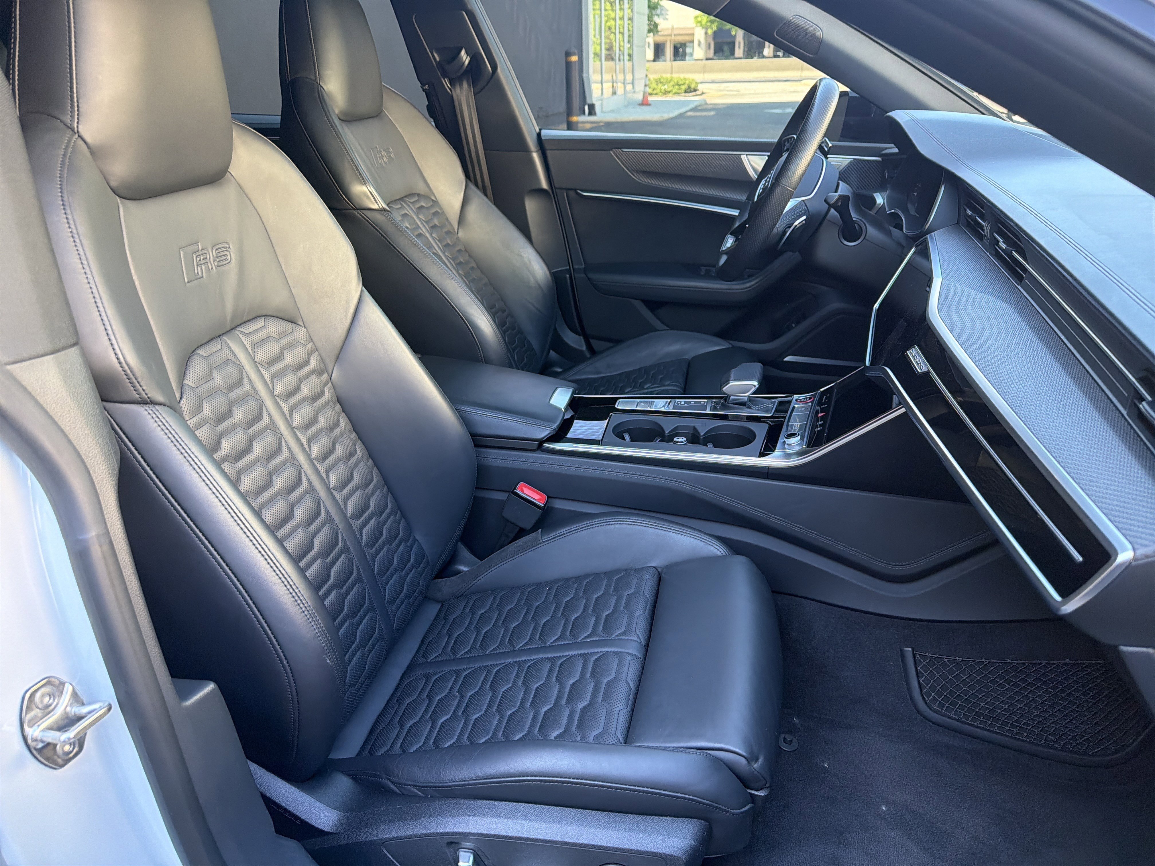 Used 2021 Audi RS 7 Sportback w/ Black Optic Package AWD/4WD image 2