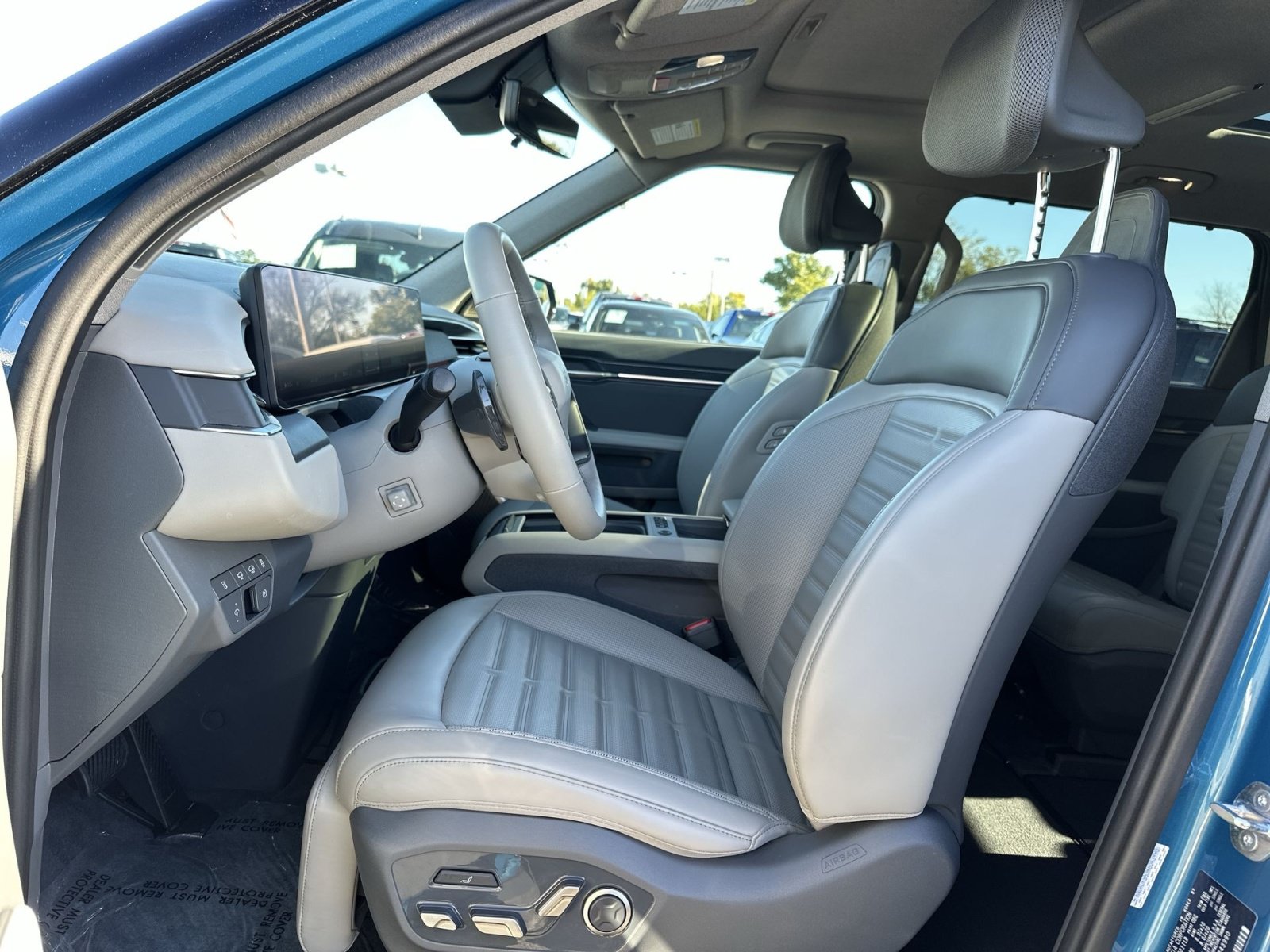 Used 2024 Kia EV9 Land AWD/4WD image 14