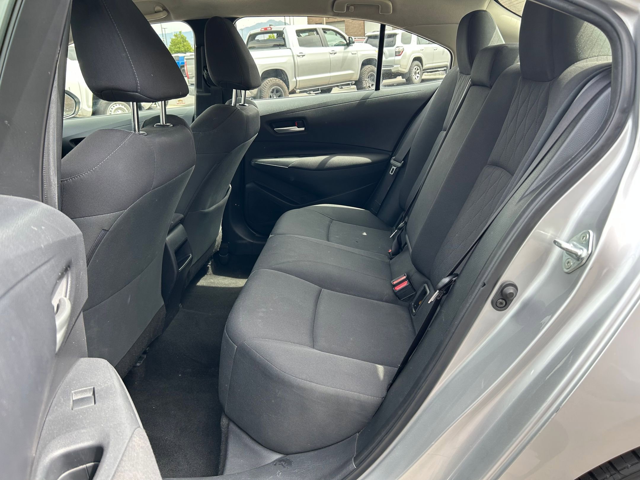 Used 2020 Toyota Corolla LE FWD image 24