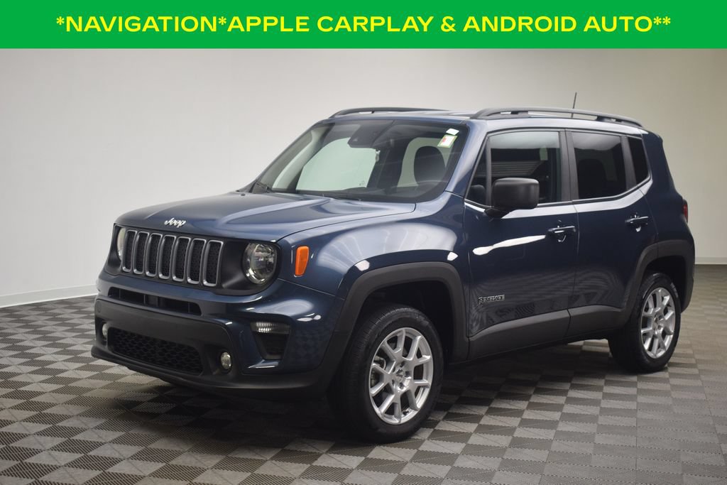 Used 2023 Jeep Renegade Latitude w/ Premium Group AWD/4WD image 3