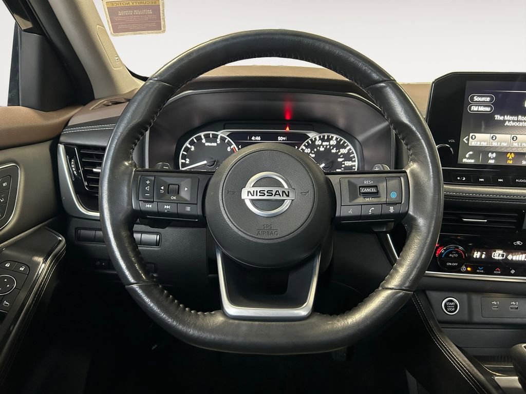 Used 2021 Nissan Rogue SL w/ Premium Package image 14