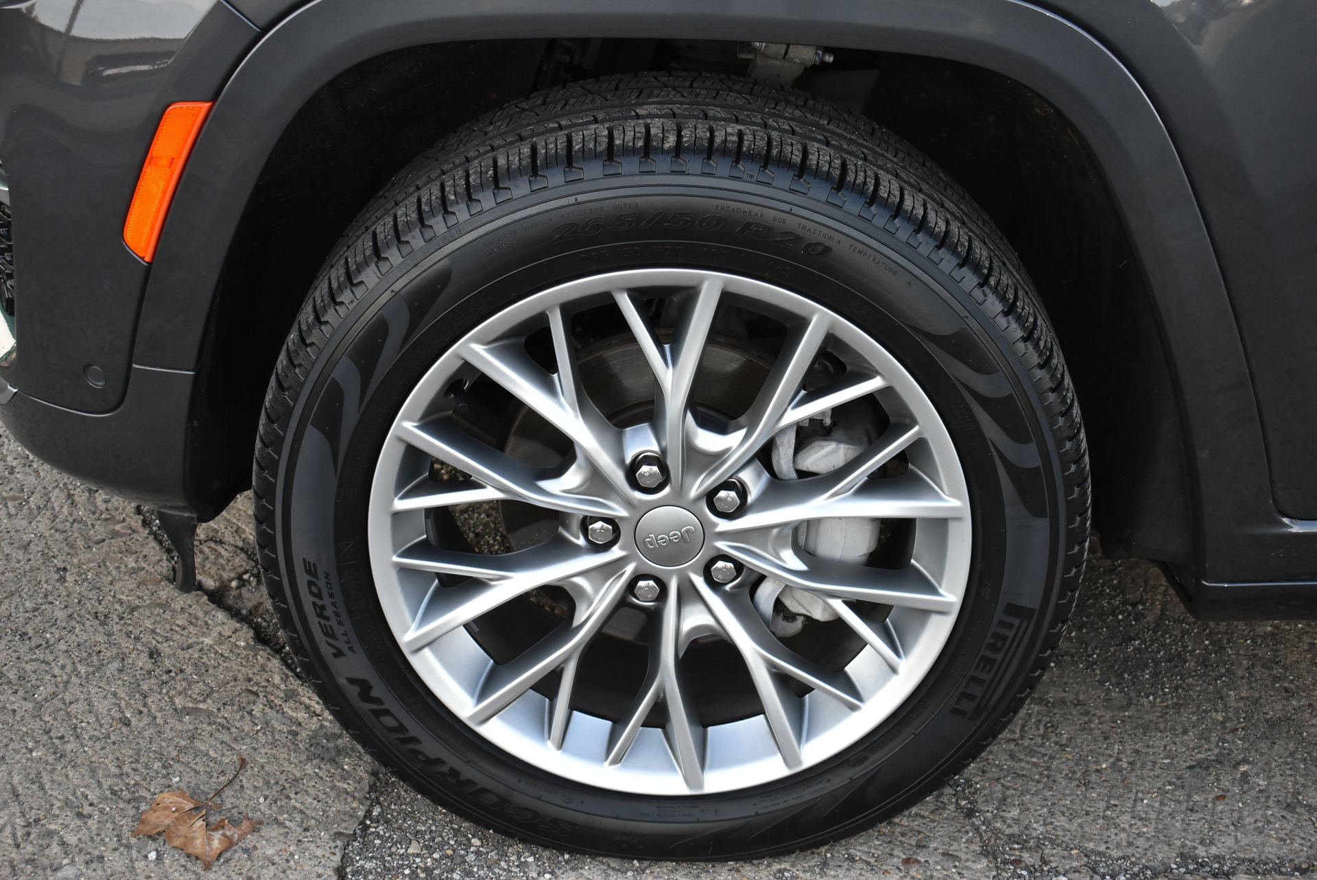 Used 2023 Jeep Grand Cherokee Summit w/ Adv Protech Group IV image 10