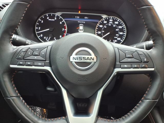 Used 2022 Nissan Sentra SR w/ SR Premium Package FWD image 9
