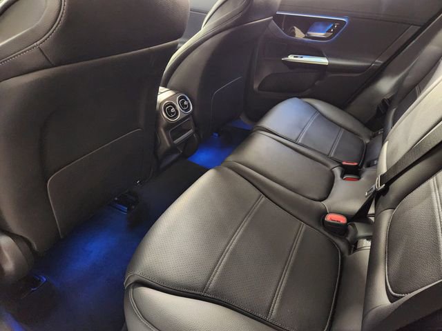 Used 2023 Mercedes-Benz GLC 300 image 29