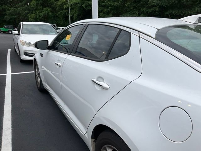 Used 2012 Kia Optima EX FWD image 8