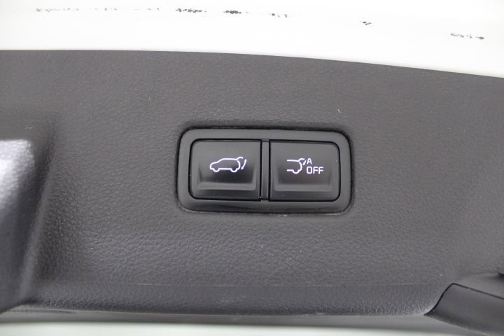 Used 2022 Kia Carnival SX image 15