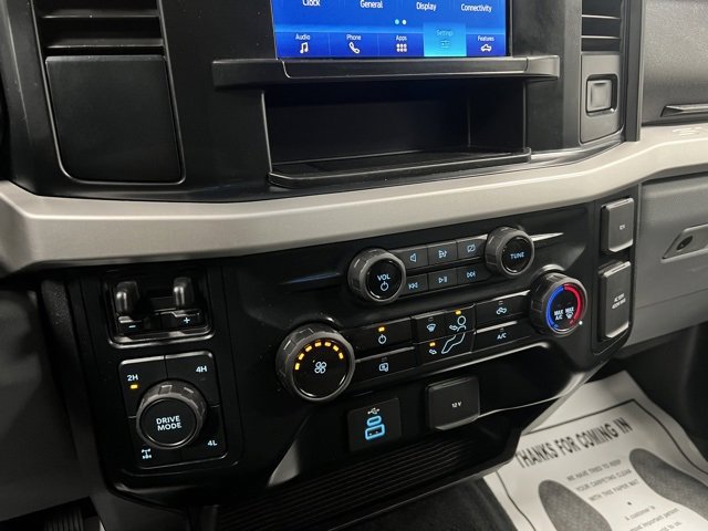 Used 2023 Ford F350 XLT image 38