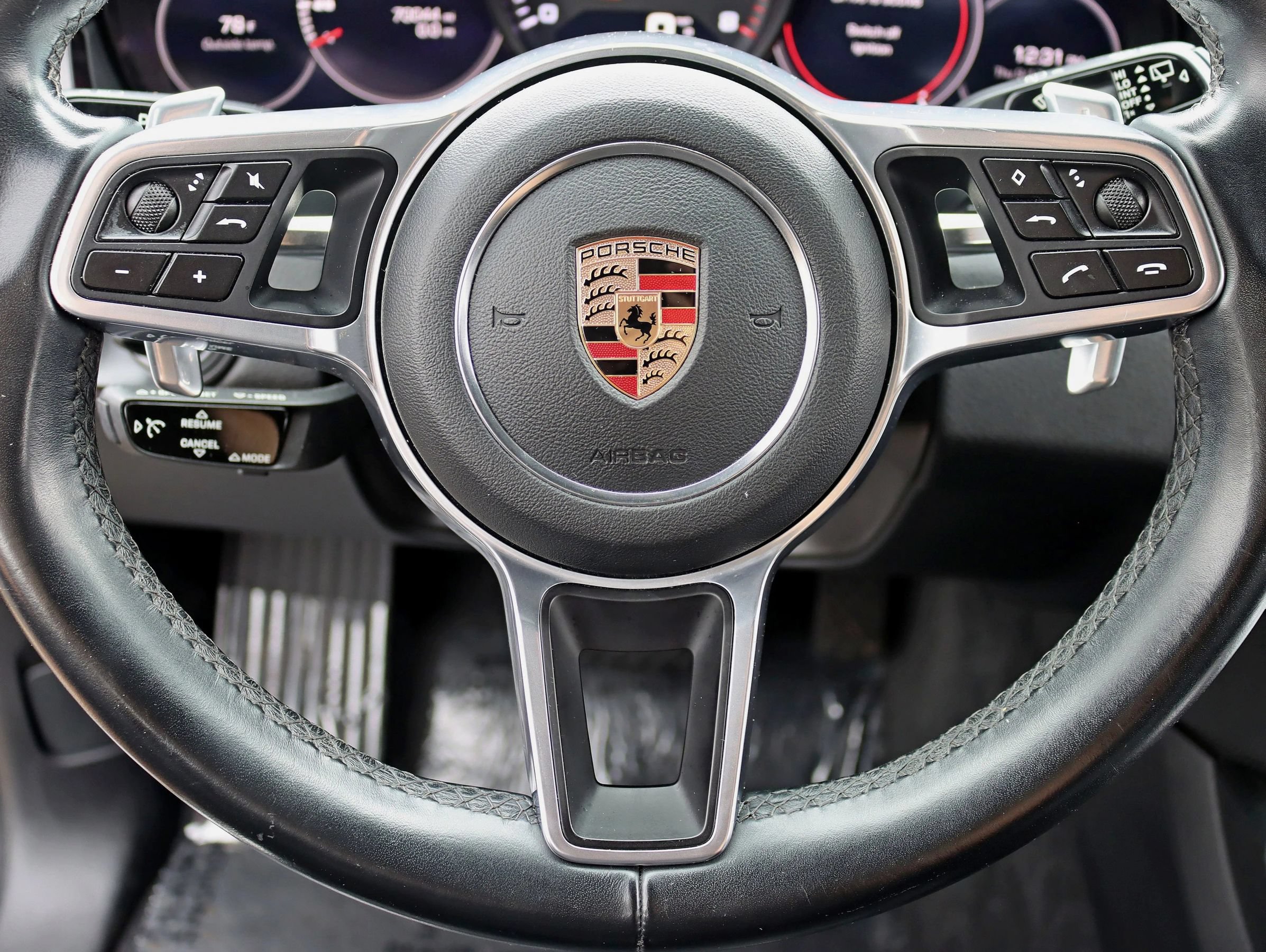 Used 2019 Porsche Cayenne AWD/4WD image 18
