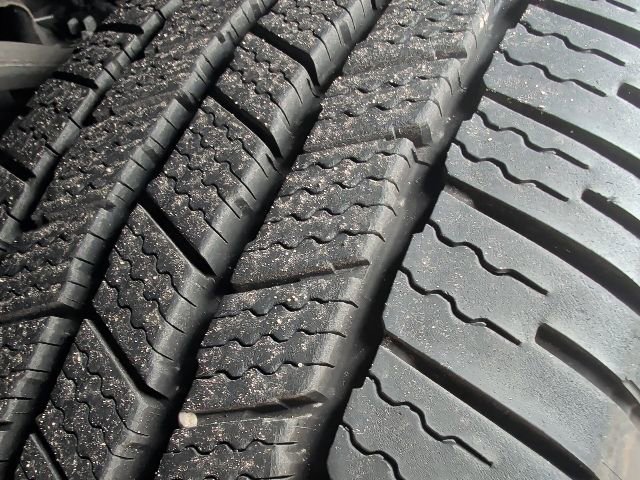 Used 2021 GMC Yukon Denali image 4