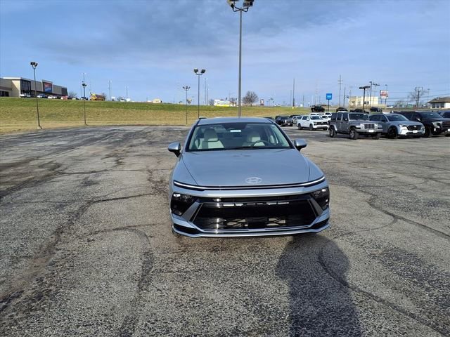 Used 2025 Hyundai Sonata SEL image 3