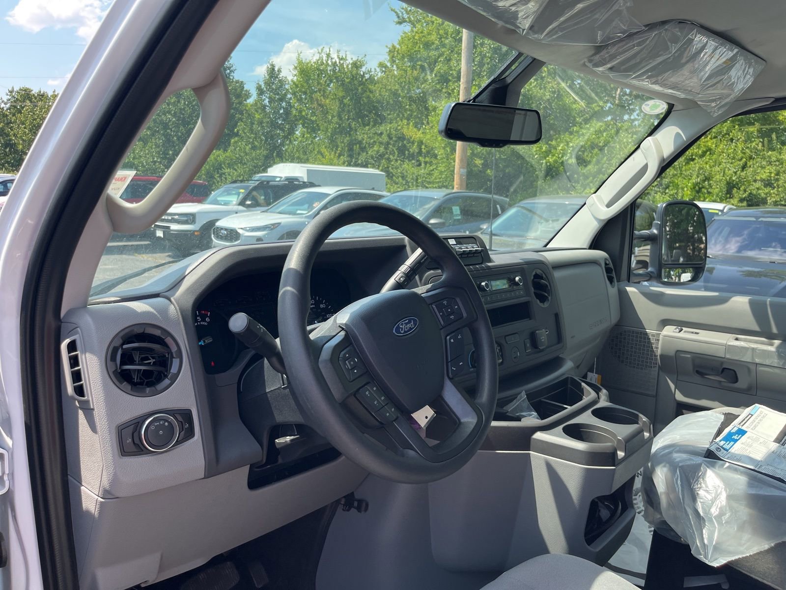 New 2026 Ford E-350 and Econoline 350 Super Duty w/ Power Equipment Group image 26