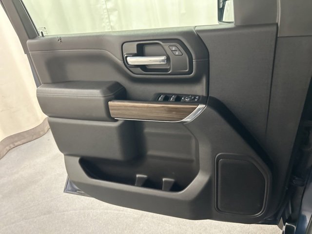 Used 2022 Chevrolet Silverado 2500 LT w/ Convenience Package image 22