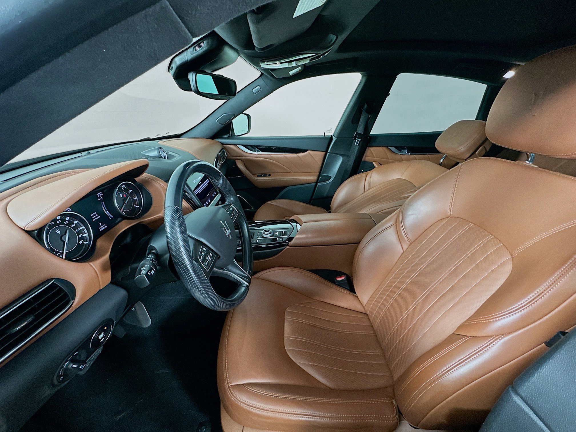 Used 2022 Maserati Levante GT image 30