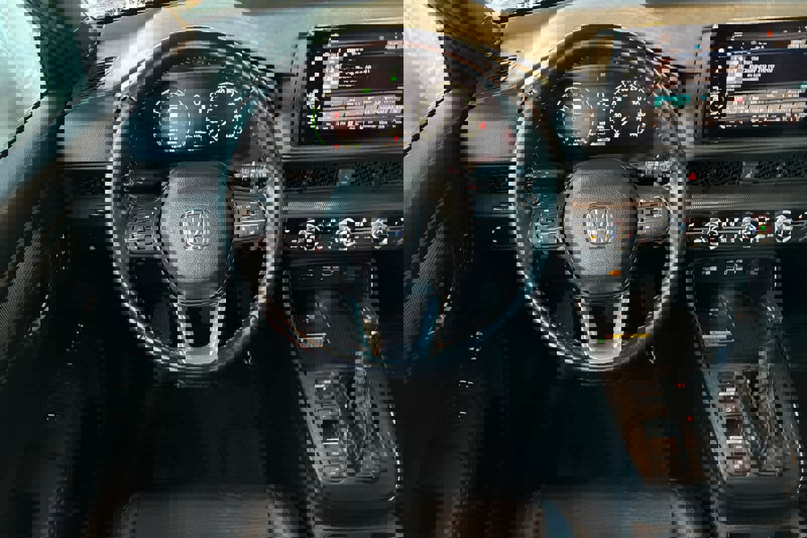 Used 2025 Honda CR-V Sport-L image 16