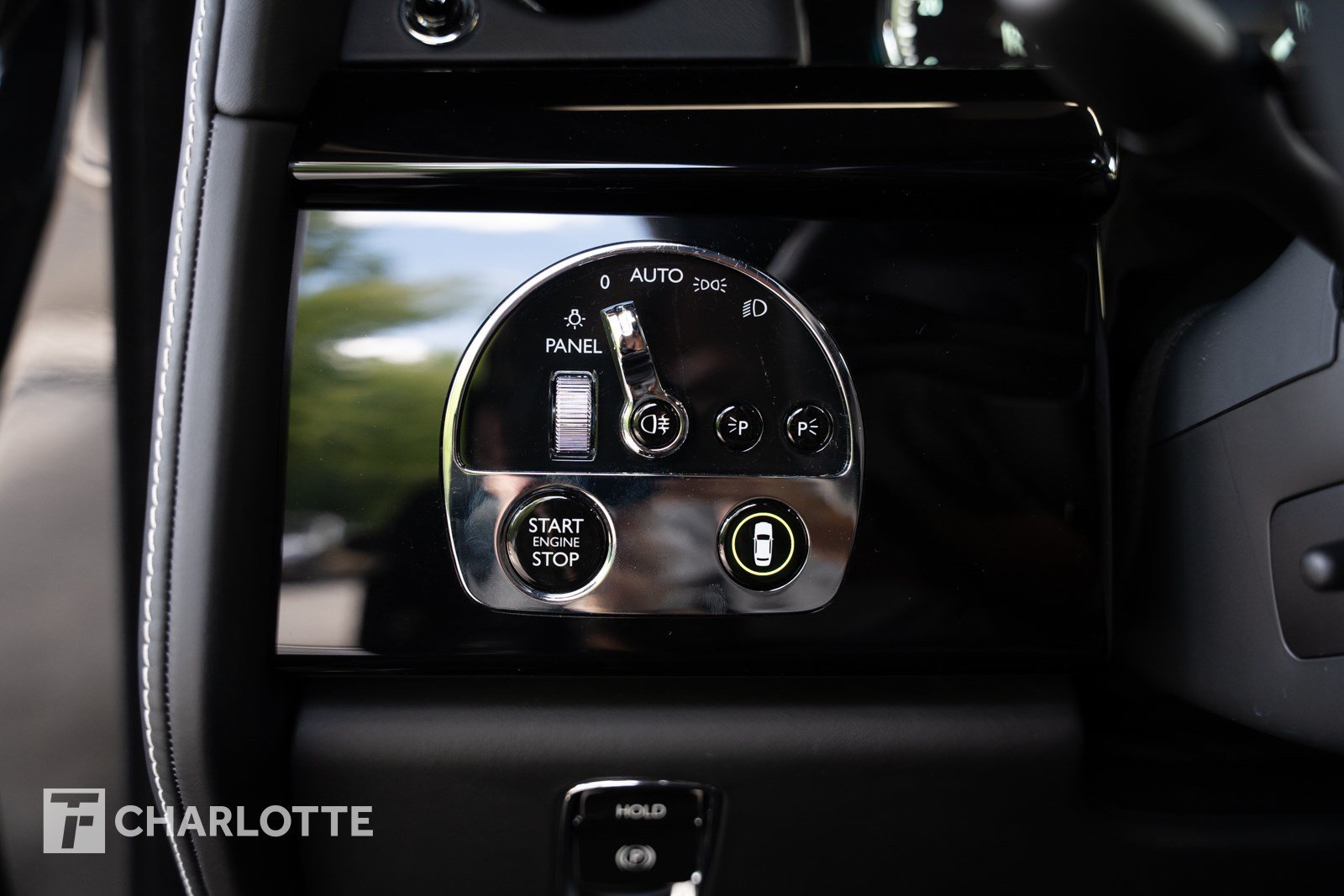 Used 2023 Rolls-Royce Phantom Extended Wheelbase RWD image 27
