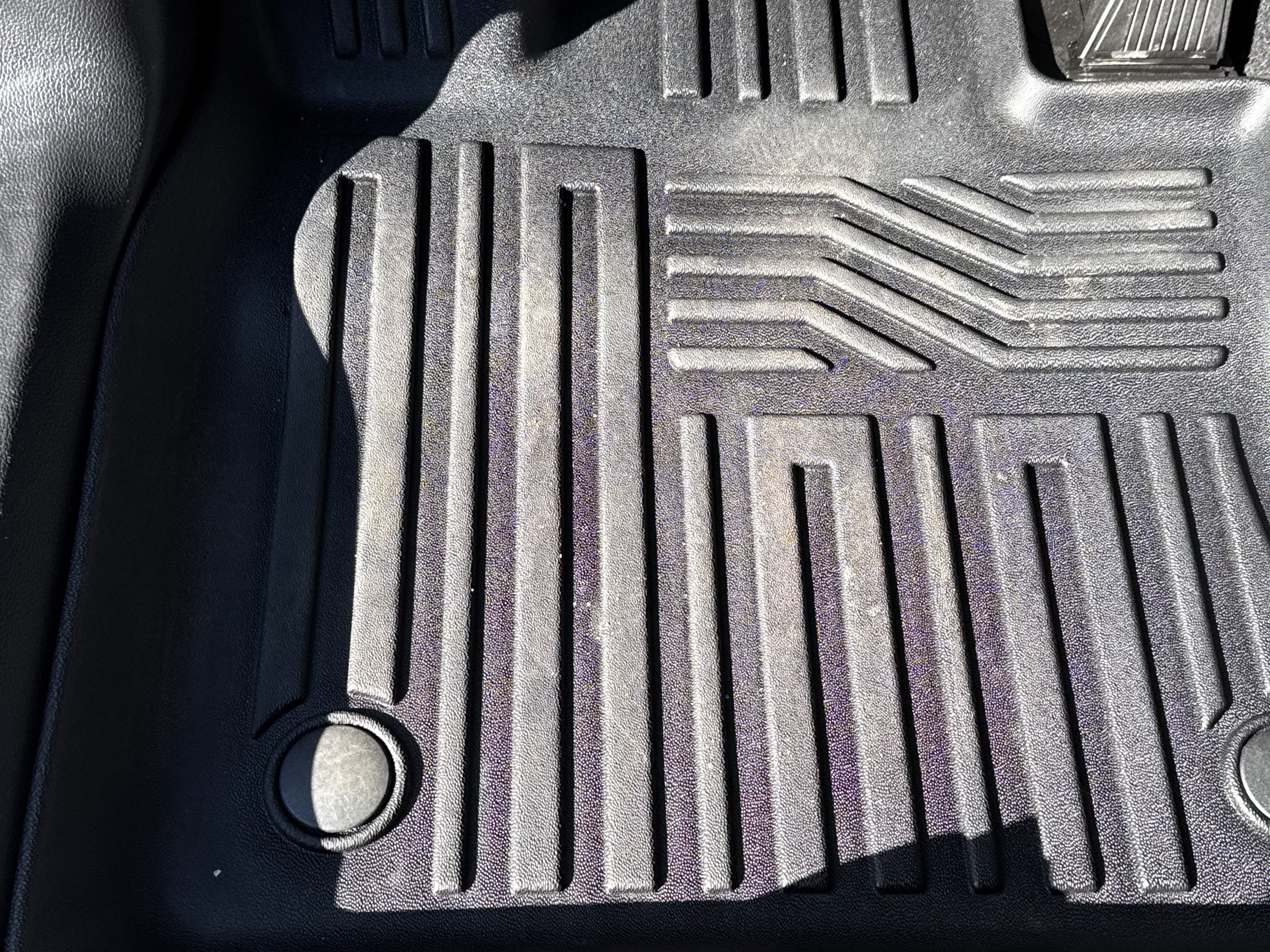 Used 2025 Ford Explorer Platinum w/ LUX Leather Package image 17