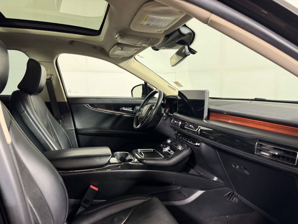 Certified 2022 Lincoln Nautilus Reserve w/ Monochromatic Package image 14