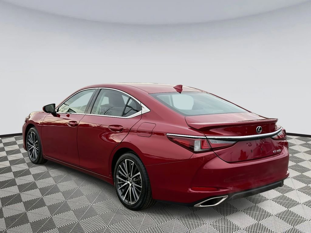Used 2023 Lexus ES 350 Premium w/ Premium Package image 4