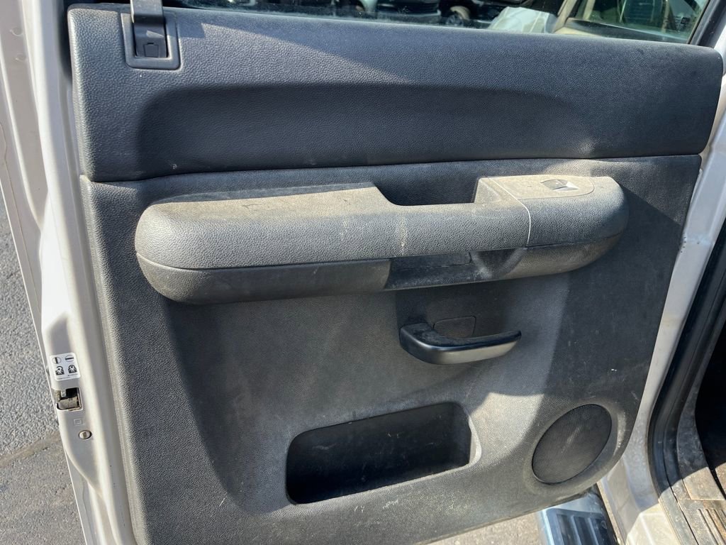 Used 2007 Chevrolet Silverado 2500 LT w/ 2LT Audio Package image 17