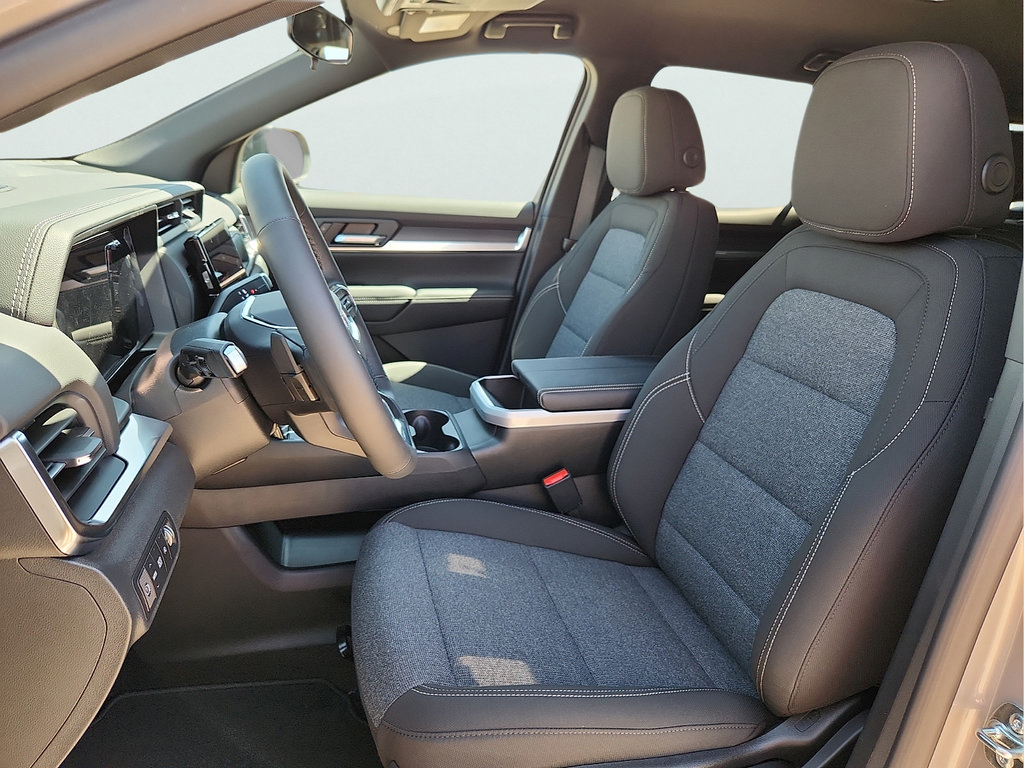 New 2027 GMC Terrain Elevation FWD image 14