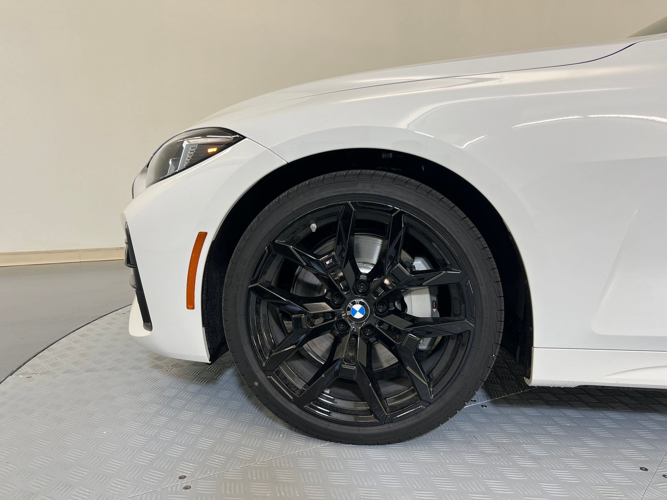 New 2026 BMW 430i Coupe RWD image 10