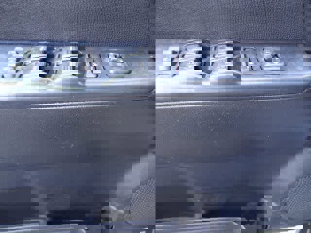 Used 2012 Chevrolet Colorado LT image 9