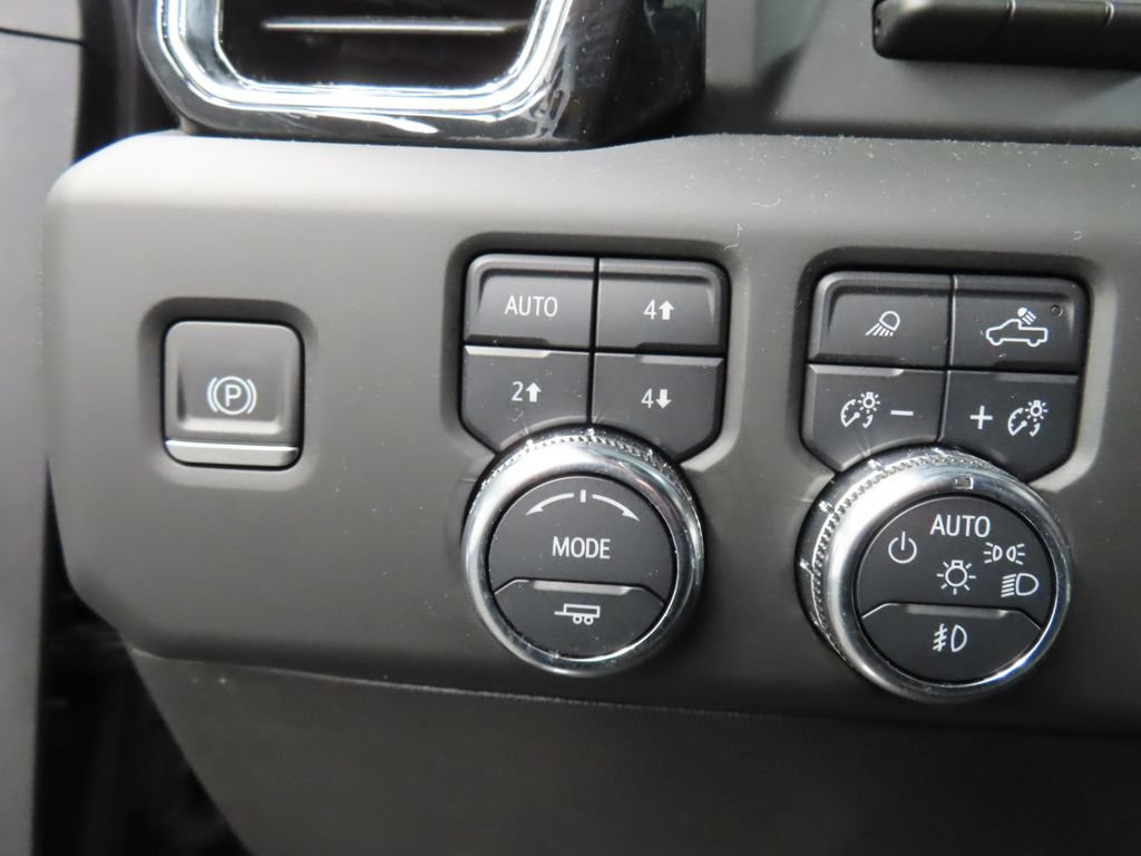 Used 2024 GMC Sierra 2500 Denali w/ Denali Reserve Package AWD/4WD image 49